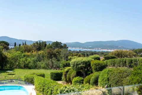 4 bedrooms Villa in Grimaud, France No. 68197 1