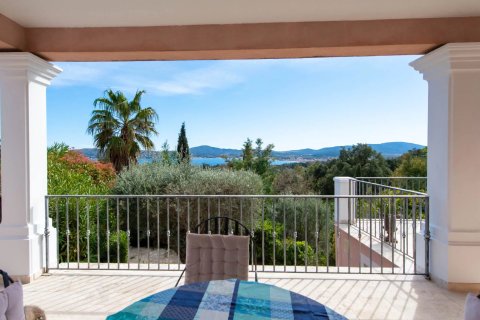 4 bedrooms Villa in Grimaud, France No. 68199 16