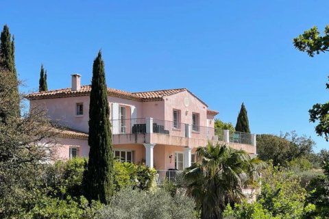 4 bedrooms Villa in Grimaud, France No. 68199 2