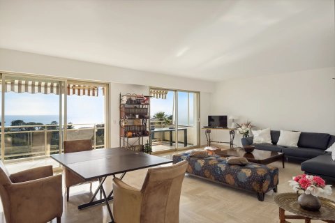 2 bedrooms Apartment in Cannes, France No. 73484 3