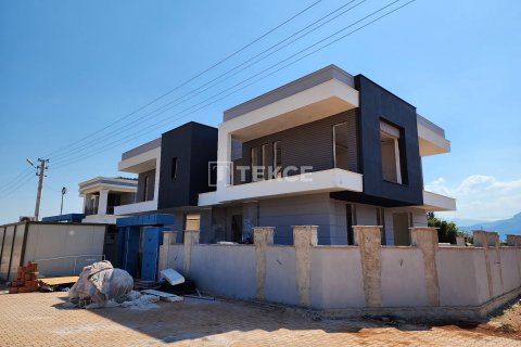 5+1 Villa in Dosemealti, Turkey No. 16092 27