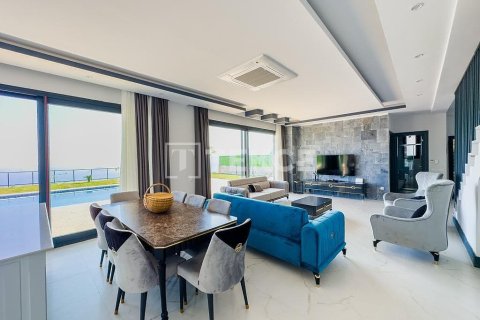 4+1 Villa in Kas, Turkey No. 16091 15