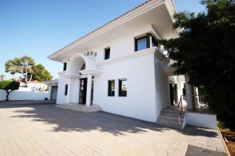 4 dormitorios Villa en Villamartin, Spain No. 25095 16