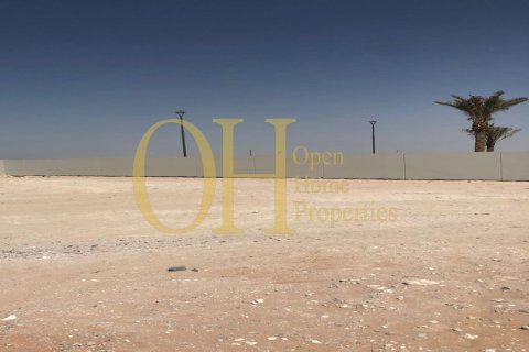 1126.6m² Land en  Saadiyat Island, UAE No. 8793 10