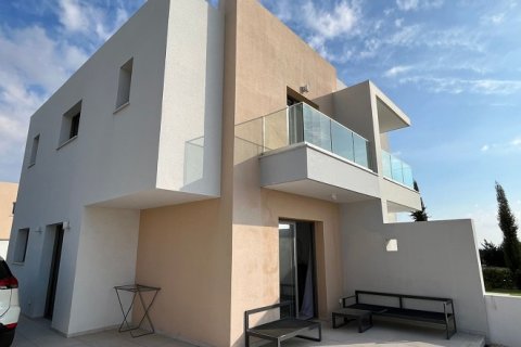 3 dormitorios House en Paphos, Cyprus No. 37889 2