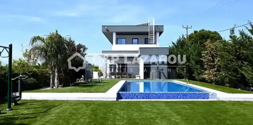 4 bedrooms Villa in Kato Deftera, Cyprus No. 30506