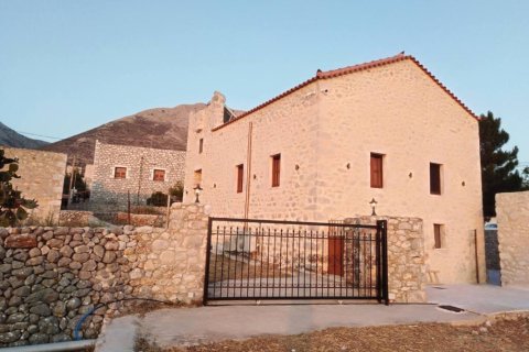 4 dormitorios Hotel en Peloponnese, Greece No. 47451 1