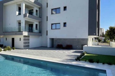 3 bedrooms Apartment in Germasogeia, Cyprus No. 74942 1