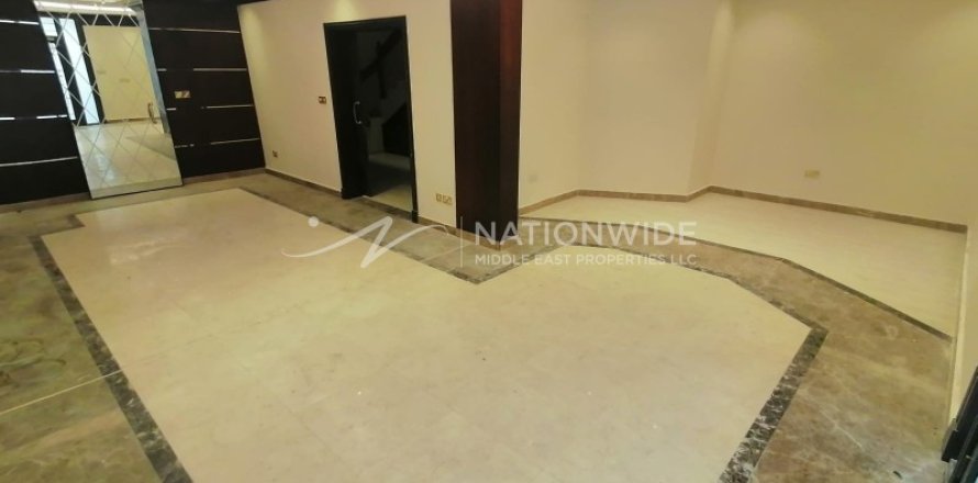 5 dormitorios Villa en Al Mushrif, UAE No. 3827