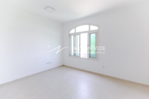 3 bedrooms Villa in Al Ghadeer, UAE No. 3789 11