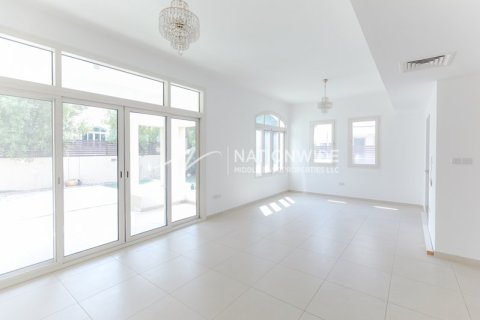 3 bedrooms Villa in Al Ghadeer, UAE No. 3789 6