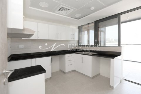 3 dormitorios Apartment en  Saadiyat Island, UAE No. 3825 7