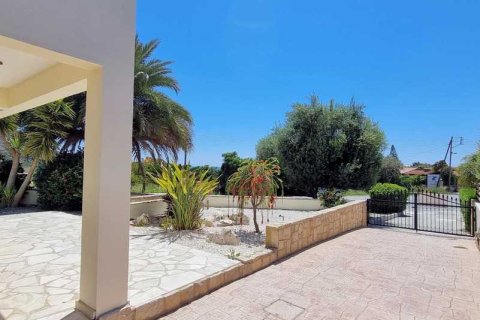 4 bedrooms House in Pissouri, Cyprus No. 29208 6