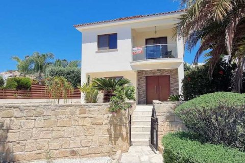 4 bedrooms House in Pissouri, Cyprus No. 29208 2