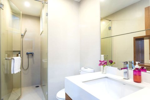 2 bedrooms Condo  in Bangkok, Thailand No. 466 14