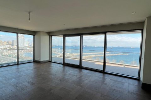 5+1 Apartment en Istanbul, Turkey No. 14891 3