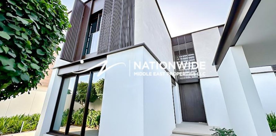 5 chambres Villa à Abu Dhabi, UAE No. 90935