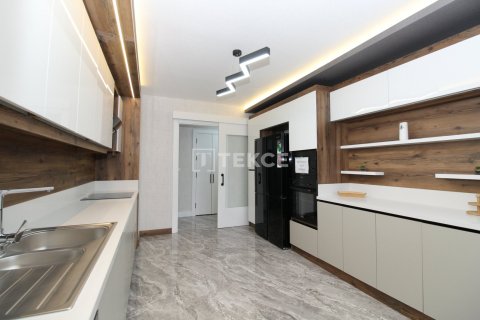 4+1 Apartment in Ankara, Turkey No. 11963 12