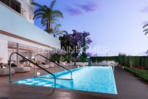 2 dormitorios Penthouse en Marbella, Spain No. 27301 5