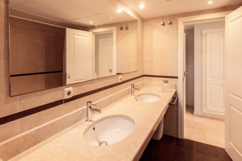 3 dormitorios Apartment en Marbella, Spain No. 27302 15