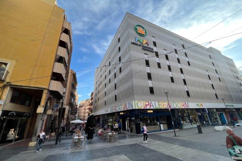 597m² Commercial property in Benidorm, Spain No. 27324 1