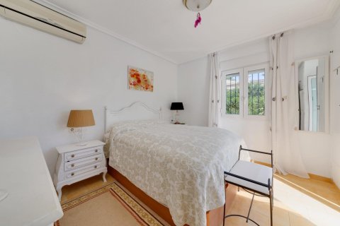 2 dormitorios Apartment en Cabo Roig, Spain No. 27322 5