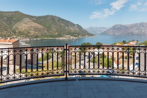 6 chambres Villa à Kotor, Montenegro No. 66960 1