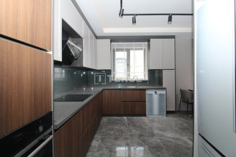 4+1 Apartment en Ankara, Turkey No. 14353 8