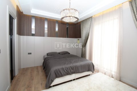 4+1 Apartment in Ankara, Turkey No. 14353 11