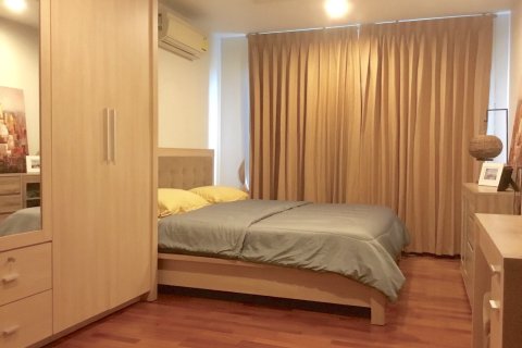 2 bedrooms Condo  in Bangkok, Thailand No. 423 9