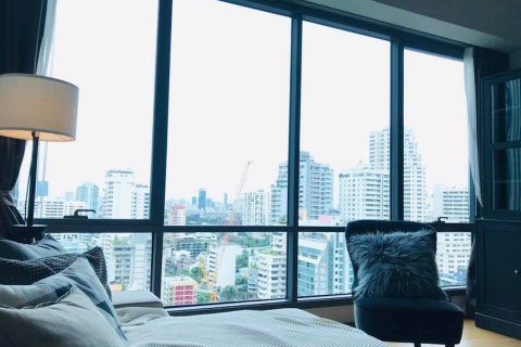 2 bedrooms Condo  in Bangkok, Thailand No. 424 10