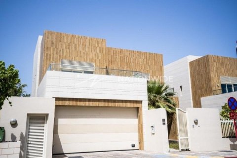 6 chambres Villa à Abu Dhabi, UAE No. 3998 1