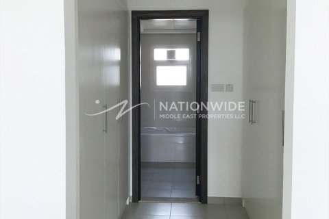 2 bedrooms Townhouse in Al Ghadeer, UAE No. 3994 9