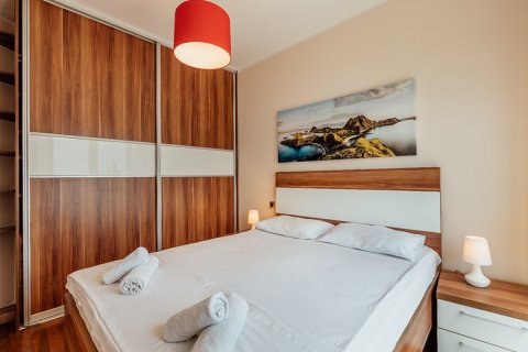 2 chambres Appartement à Tivat, Montenegro No. 66766 30