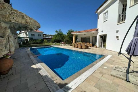 4 bedrooms Villa in Enkomi, Cyprus No. 32031 15