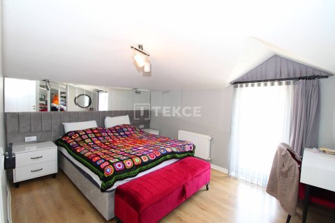 5+1 Penthouse in Istanbul, Turkey No. 11264 17