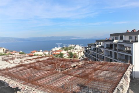 3+1 Apartment en Mudanya, Turkey No. 11312 12