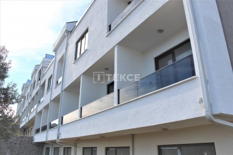 3+1 Apartment in Mudanya, Turkey No. 11312 5