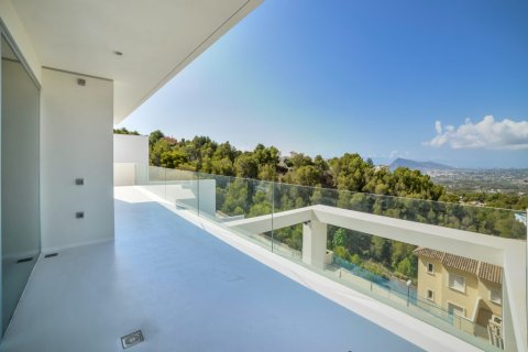 4 bedrooms Villa in Altea, Spain No. 26004 4