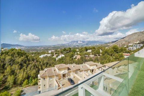 4 bedrooms Villa in Altea, Spain No. 26004 5