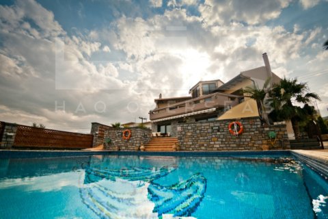 4 bedrooms Villa in Crete, Greece No. 70558 3