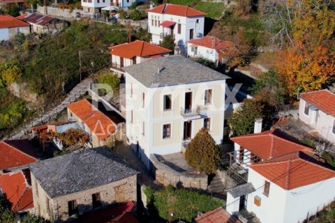 4 bedrooms Maisonette in Magnesia, Greece No. 74545 3