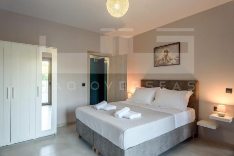 5 bedrooms Apartment in Crete, Greece No. 74547 10