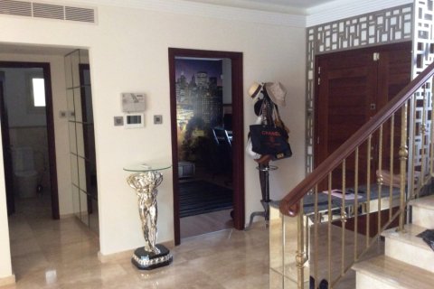 4 dormitorios Villa en Limassol, Cyprus No. 50242 7