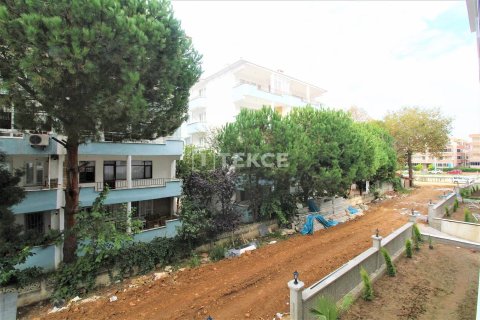 5+1 Apartment in Cinarcik, Turkey No. 11758 11