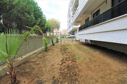 5+1 Apartment in Cinarcik, Turkey No. 11758 18