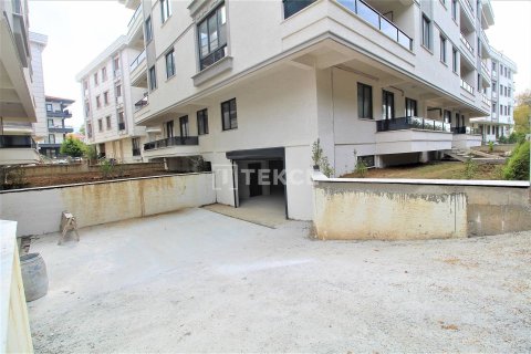 5+1 Apartment in Cinarcik, Turkey No. 11758 17