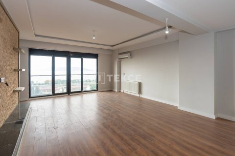 3+1 Apartment in Istanbul, Turkey No. 11723 5