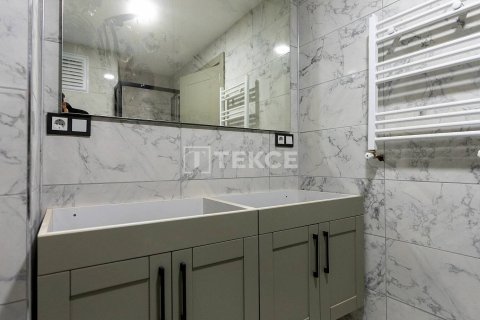 3+1 Apartment en Istanbul, Turkey No. 11723 22