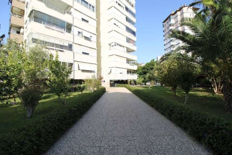 3+1 Apartment in Antalya, Turkey No. 11755 1